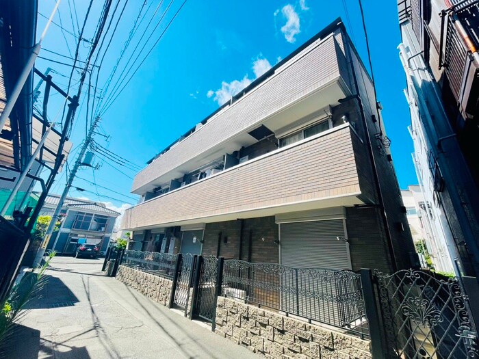 Ｅｓｐｏｉｒ　Ｎａｋａｇａｍｉの物件外観写真