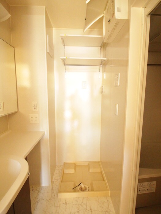 Ｅｓｐｏｉｒ　Ｎａｋａｇａｍｉの物件内観写真