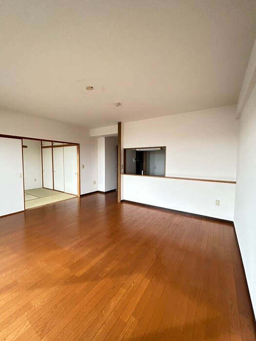 グラン・ソラール丸の内の物件内観写真