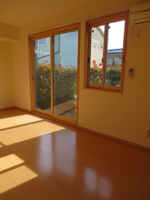 ロ－ズコ－ト宝町の物件内観写真