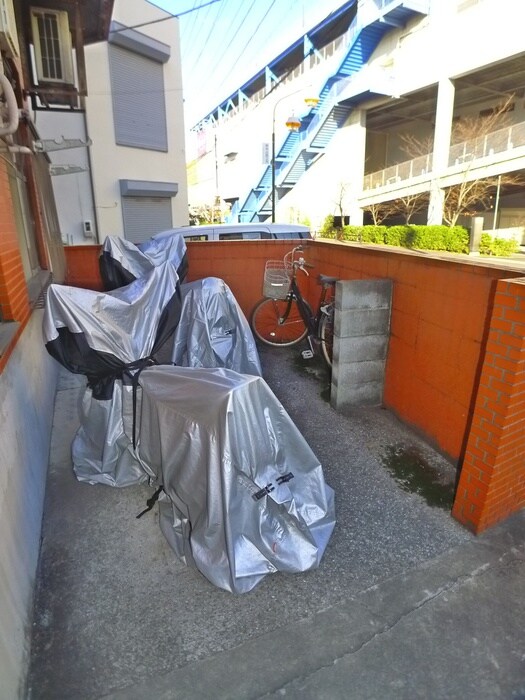 第１荒井マンションの物件外観写真