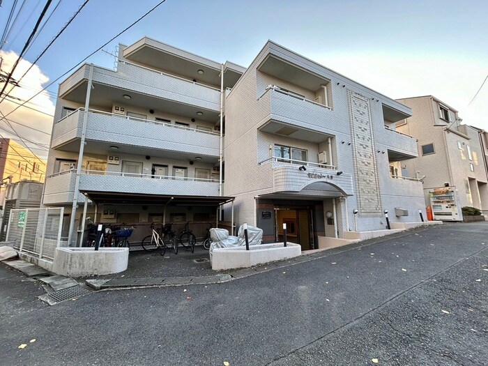 モンシャトー久地の物件外観写真