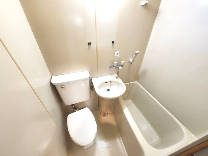 モンシャトー久地の物件内観写真