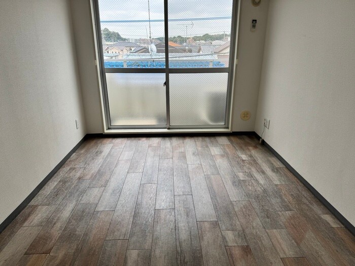 モンシャトー久地の物件内観写真