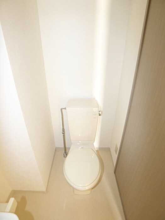 アドラブールの物件内観写真