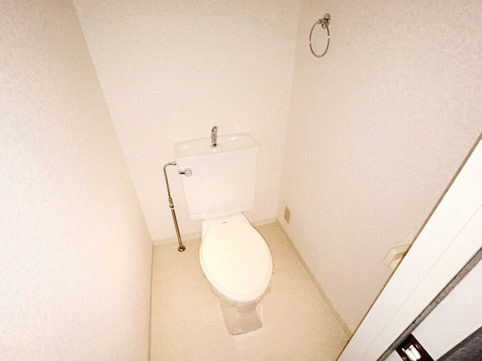 パインハウスの物件内観写真