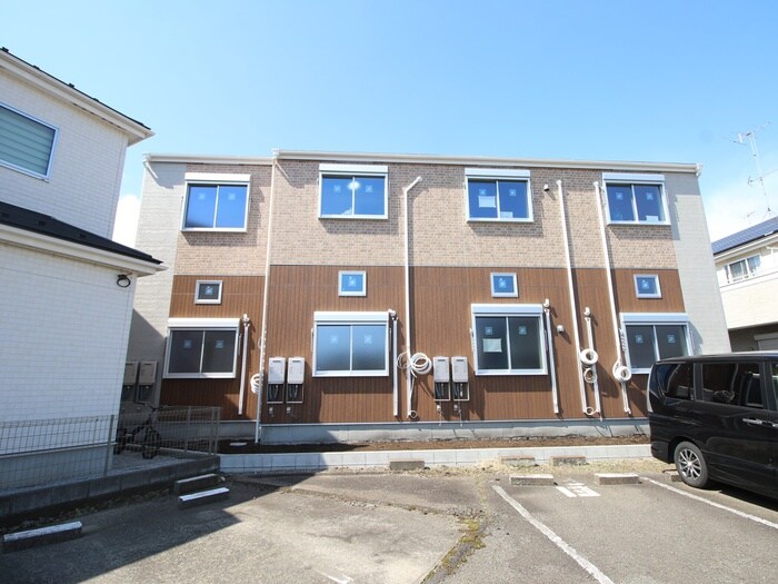 ブルーバレーの物件外観写真