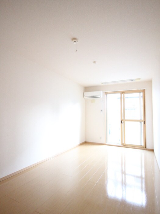 メゾンヴェルデの物件内観写真