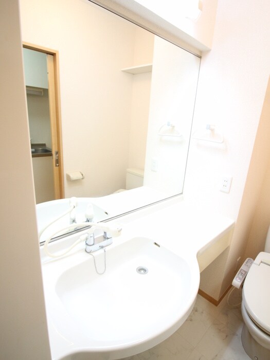 メゾンヴェルデの物件内観写真