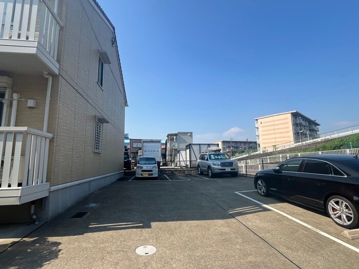 メゾンヴェルデの物件外観写真