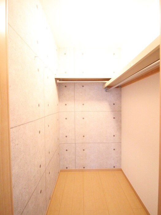 メゾンヴェルデの物件内観写真