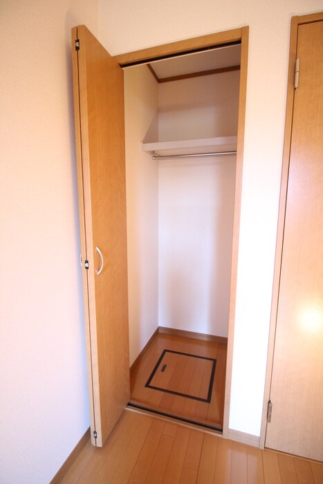 ヴィラ・ファミ－ユＡの物件内観写真