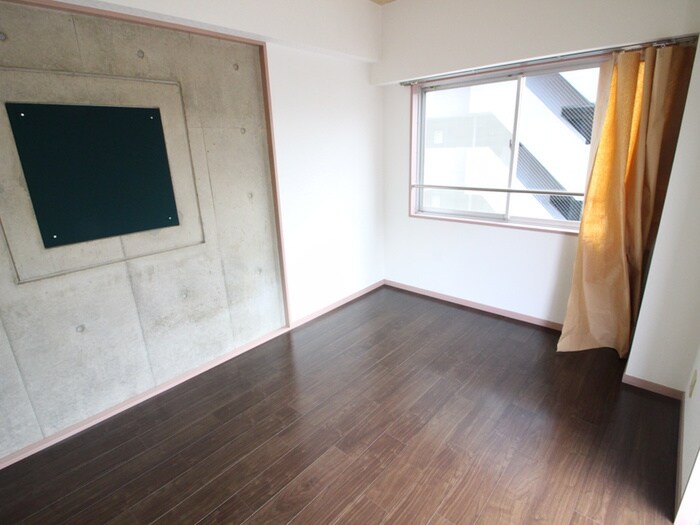 OFFICIAL RESIDENSの物件内観写真