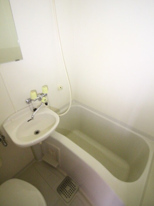 OFFICIAL RESIDENSの物件内観写真