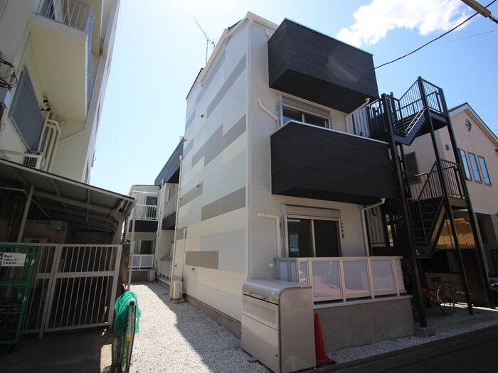 モダンコート祖師谷の物件外観写真