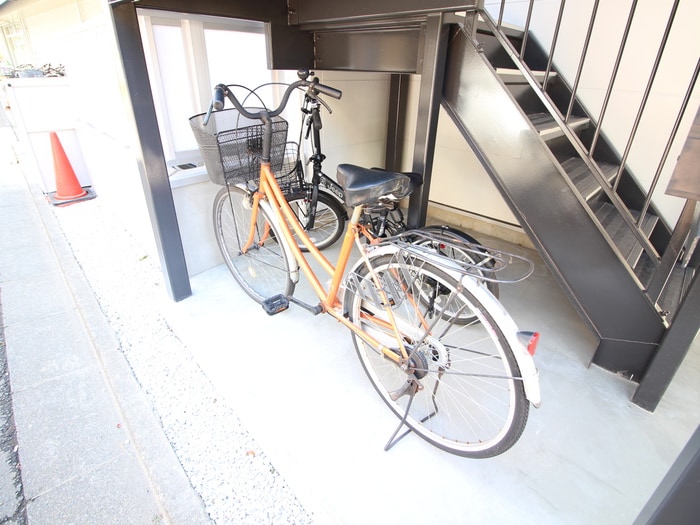 モダンコート祖師谷の物件外観写真