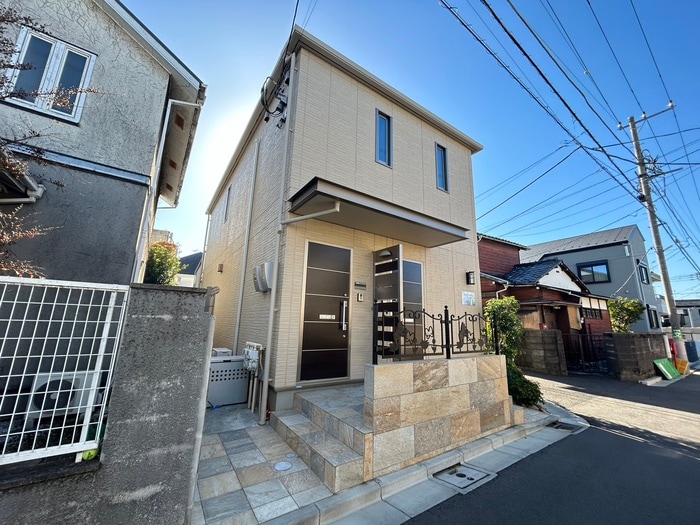 ファミーユ石原の物件外観写真