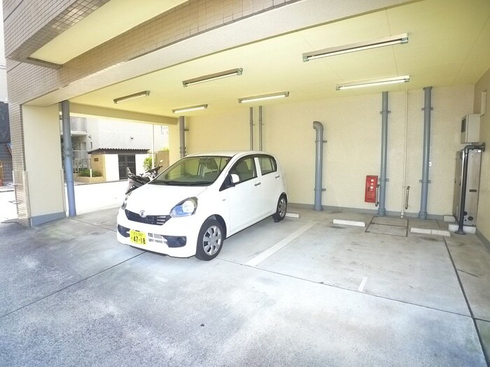 第１２頼長ビルの物件外観写真