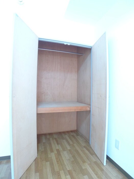 第１２頼長ビルの物件内観写真