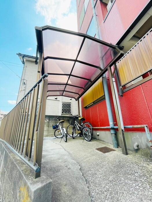 ＡＪＵ稲城の物件外観写真