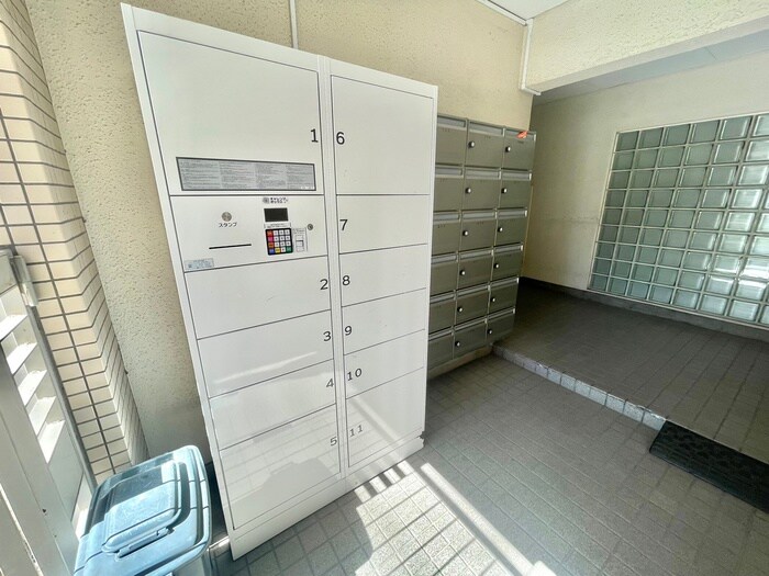 ハイネス今川の物件外観写真