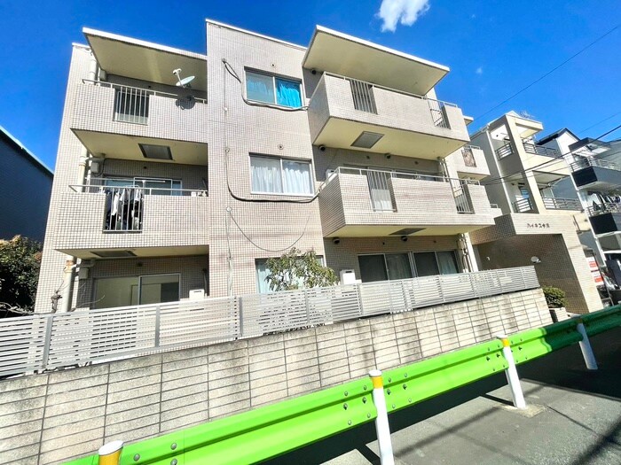 ハイネス今川の物件外観写真