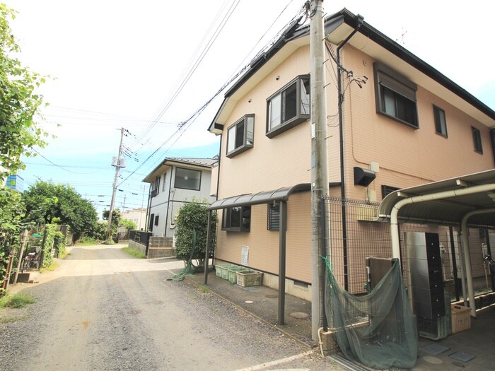 メゾンエモックⅡの物件外観写真