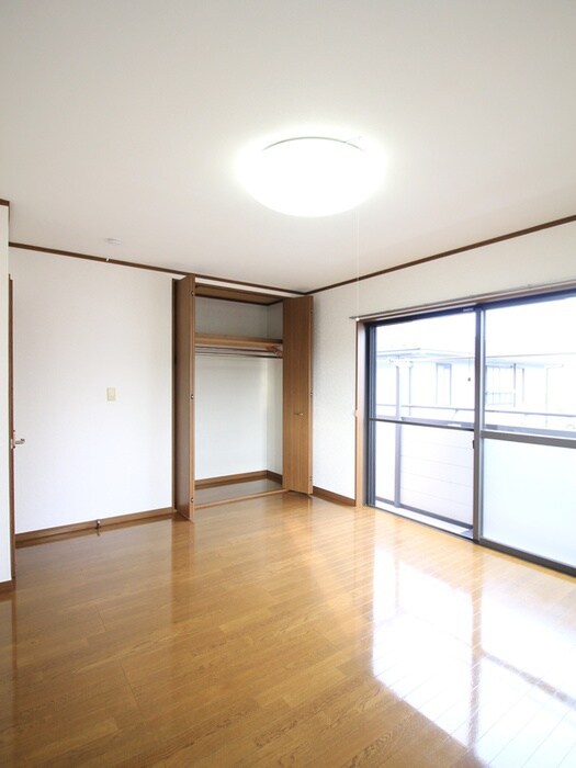 メゾンエモックⅡの物件内観写真