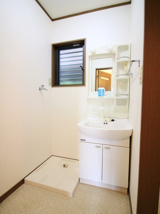 メゾンエモックⅡの物件内観写真