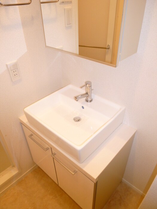 コンフォリア浅草駒形の物件内観写真