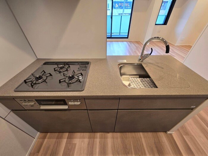 シーズンフラッツ新大塚の物件内観写真