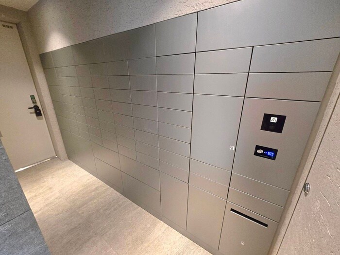 シーズンフラッツ新大塚の物件外観写真