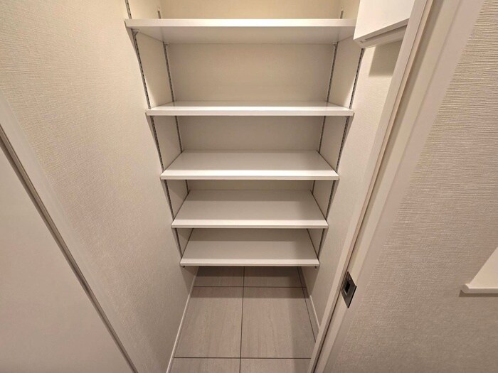 シーズンフラッツ新大塚の物件内観写真