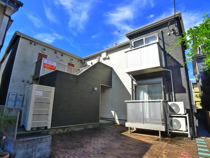 朋久レジデンスの物件外観写真