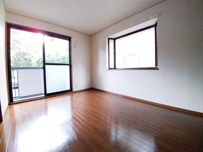 キャメリア・コートの物件内観写真