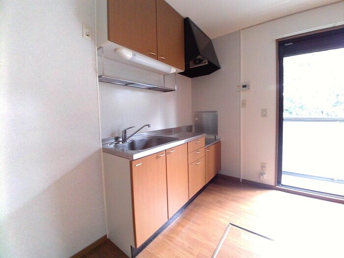 キャメリア・コートの物件内観写真