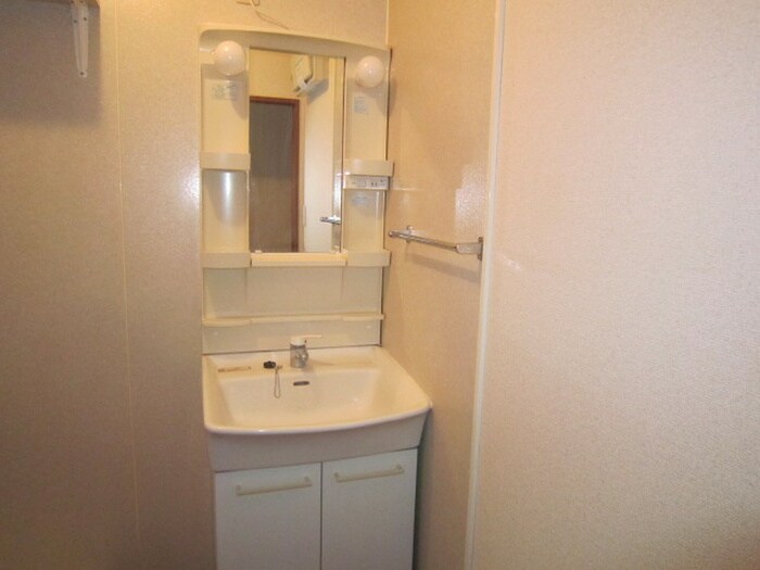 キャメリア・コートの物件内観写真