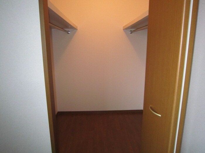 キャメリア・コートの物件内観写真