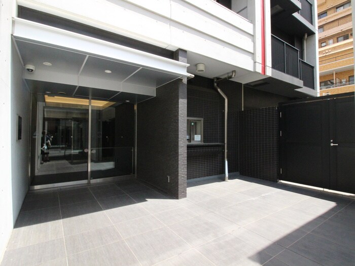 セントラルプレイス新宿御苑の物件外観写真