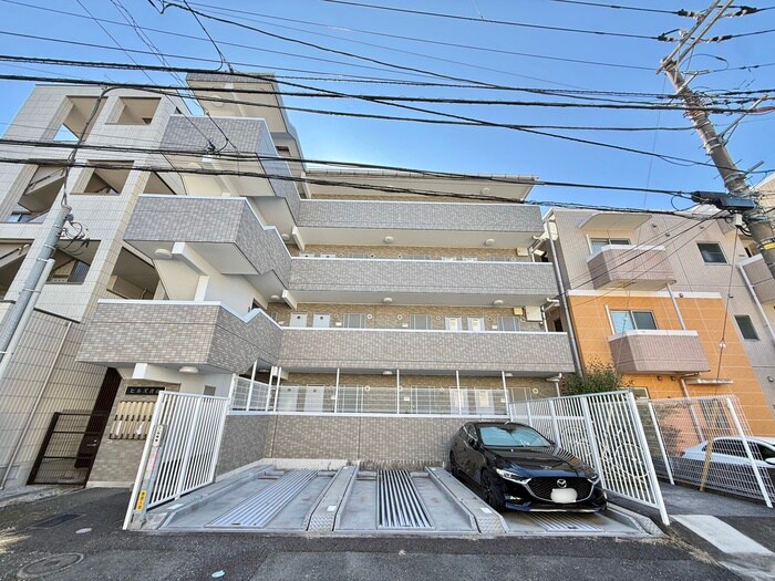 ヒルズ青山の物件外観写真