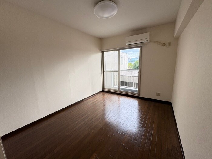 ヒルズ青山の物件内観写真