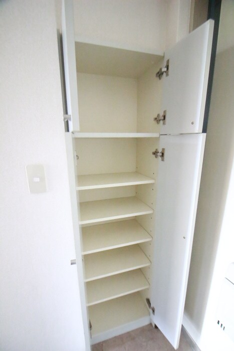 ヒルズ青山の物件内観写真