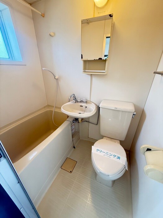 エクセレントハイムタカトリの物件内観写真