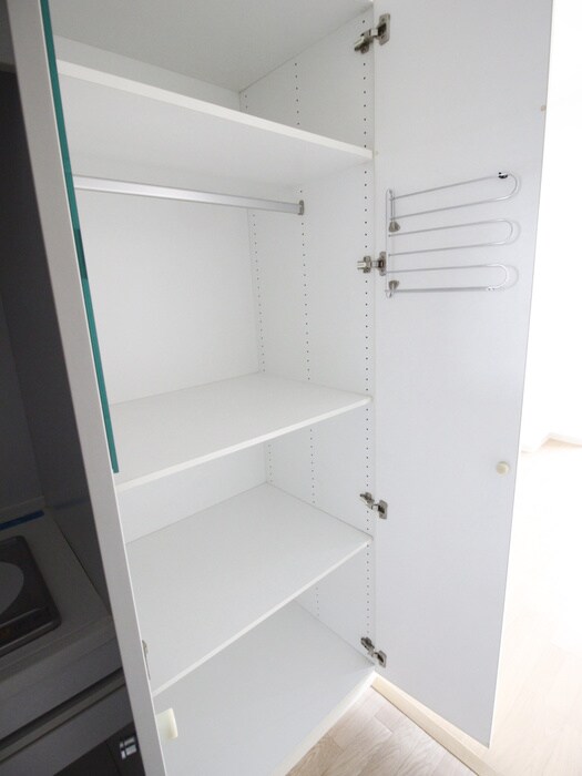 カ－サアプリア－モの物件内観写真