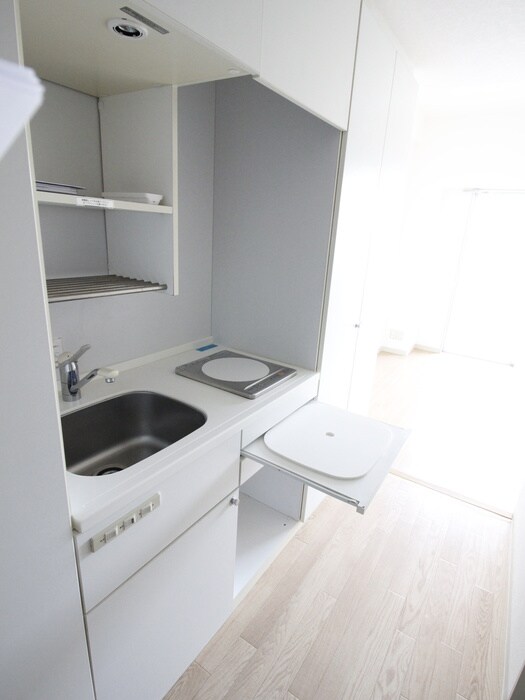 カ－サアプリア－モの物件内観写真