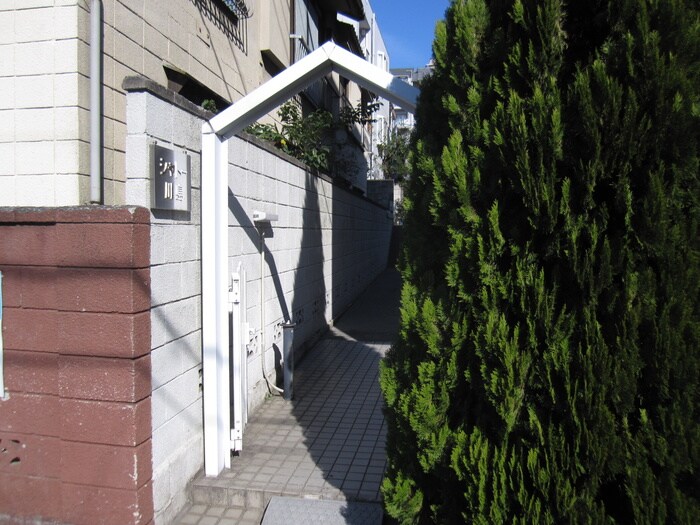 シャトー川島の物件外観写真