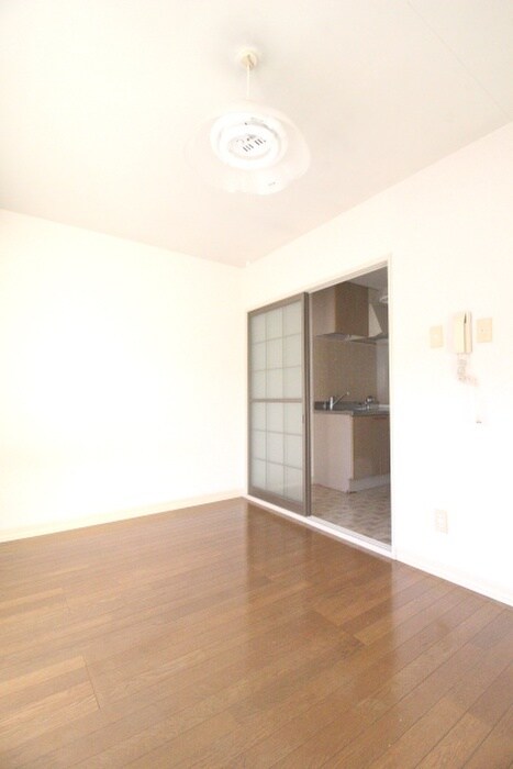 パ－クサイド駒沢Ｂ棟の物件内観写真