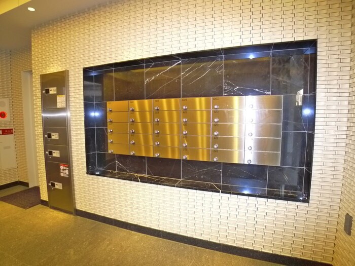 アーク松戸中央公園の物件外観写真