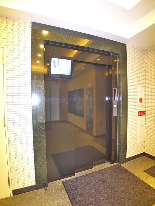 アーク松戸中央公園の物件外観写真