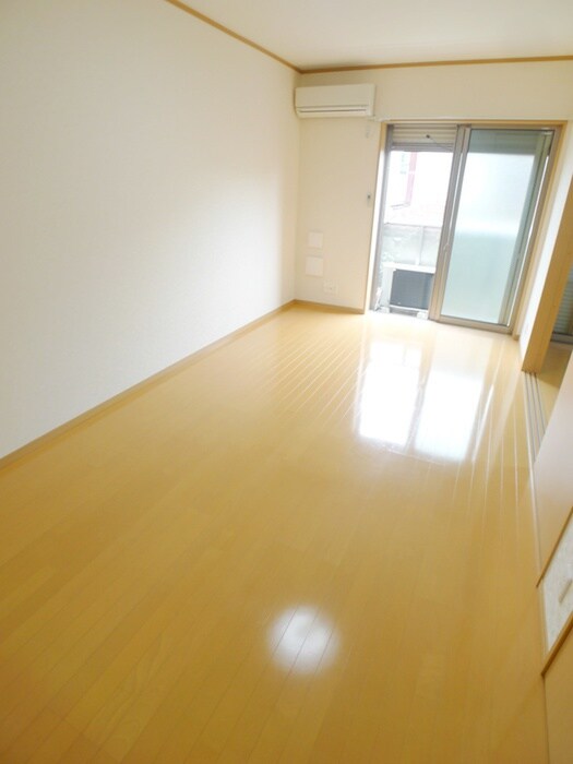 アムールセンタービレッジの物件内観写真